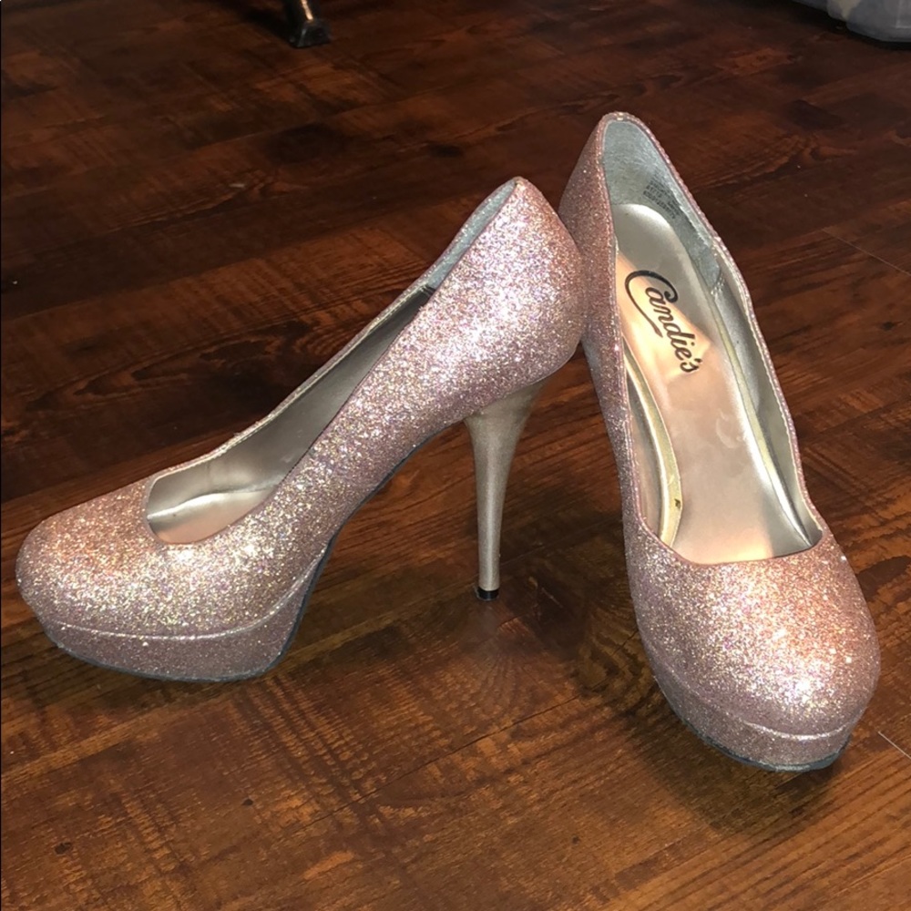 Candie’s Rose gold glitter pumps